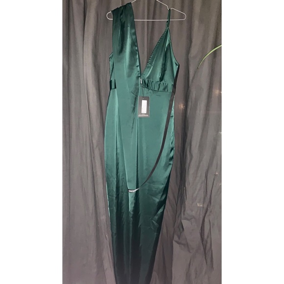 PrettyLittleThings Emerald Green Asymmetrical Gown - Picture 2 of 6